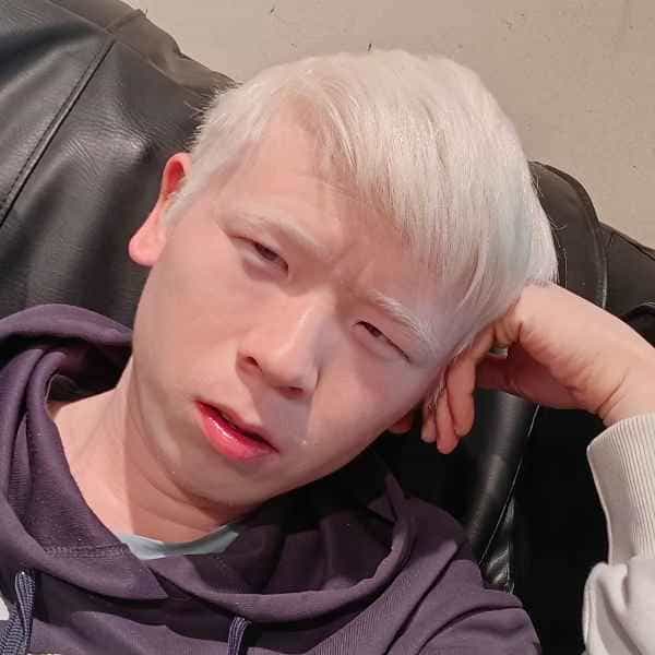 贵州31岁单身帅哥真诚找对象-博尔塔拉蒙古征婚相亲网